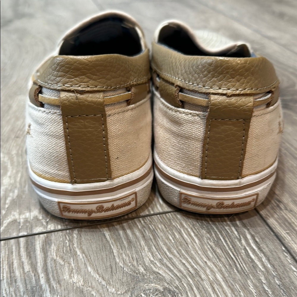 Tommy Bahama Cream Loafers Breathable Slip-Ons - Picture 3 of 7